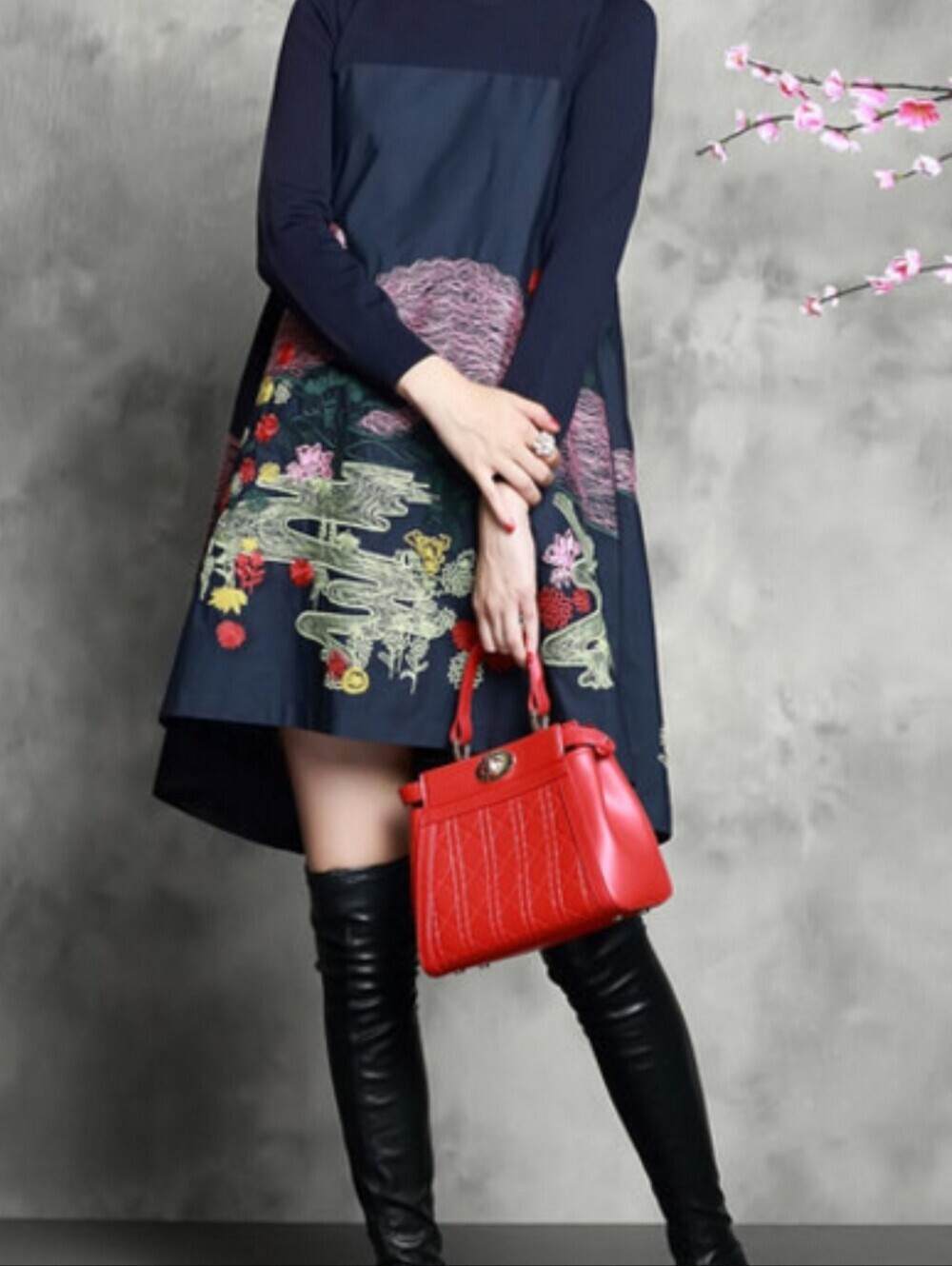 Lisha Sicheng Mixed Media Navy Embroydered 3/4sleeve Cotton/knit Dress. L